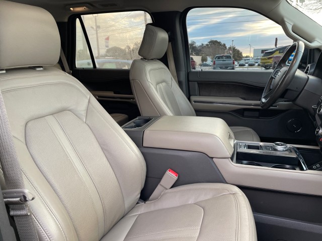 used 2019 Ford Expedition car, priced at $32,995