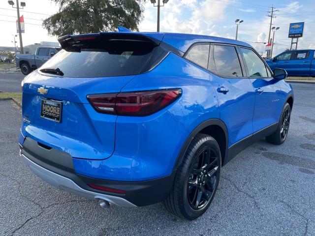 new 2025 Chevrolet Blazer car, priced at $38,585