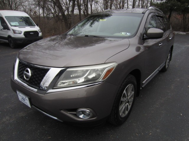 used 2014 Nissan Pathfinder car, priced at $12,895