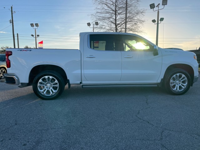 used 2024 Chevrolet Silverado 1500 car, priced at $49,995