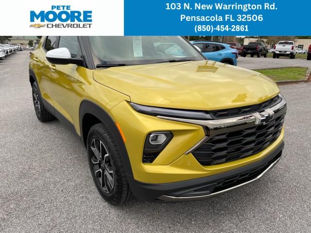 new 2025 Chevrolet TrailBlazer car, priced at $32,580