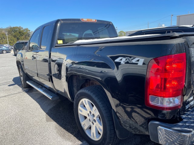 used 2007 GMC Sierra 1500 car, priced at $9,995