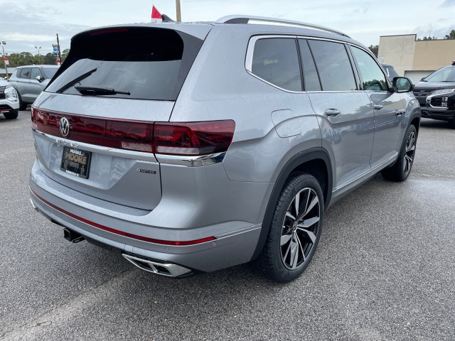 new 2025 Volkswagen Atlas car, priced at $53,591