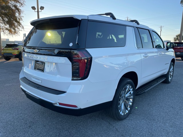 new 2025 Chevrolet Suburban car, priced at $68,640