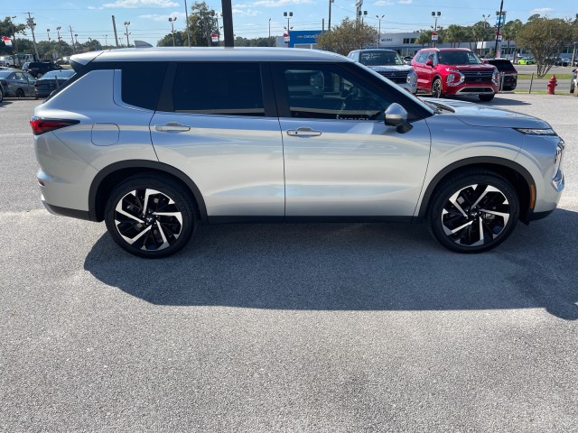 used 2022 Mitsubishi Outlander car, priced at $27,995