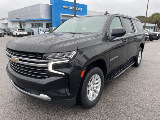 used 2023 Chevrolet Suburban car, priced at $49,995