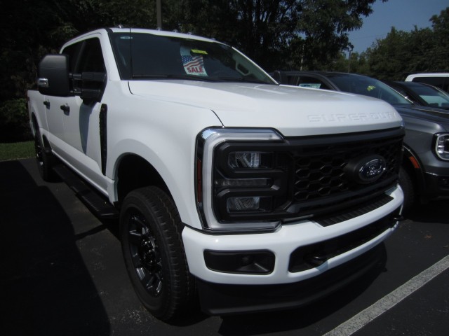 new 2024 Ford F-250 car, priced at $61,930