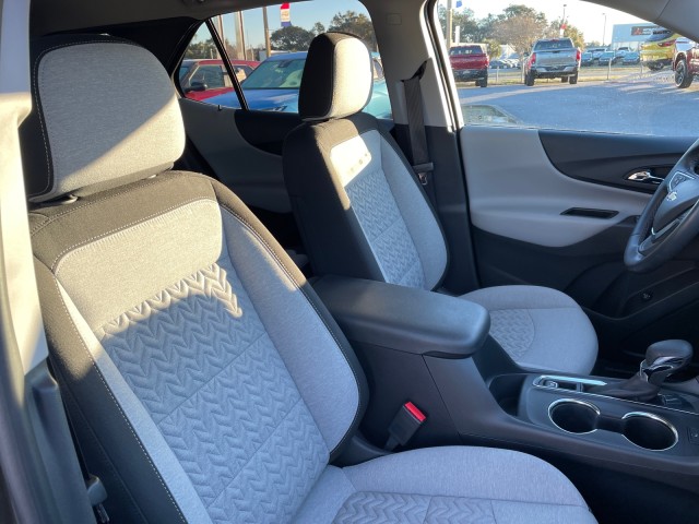 used 2023 Chevrolet Equinox car, priced at $25,995