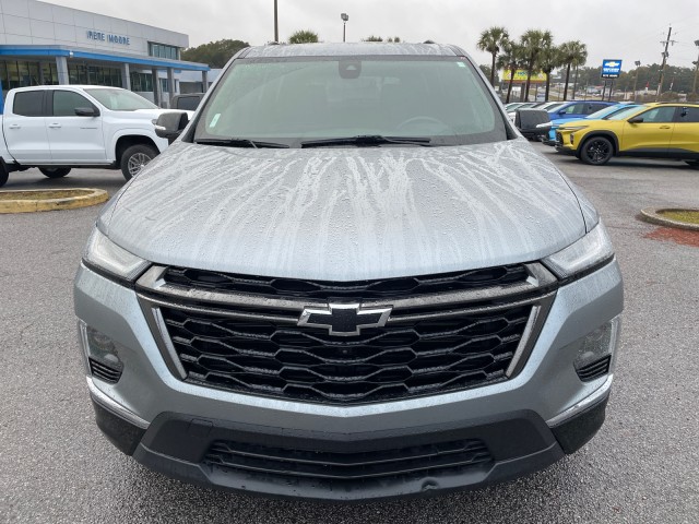 used 2023 Chevrolet Traverse car, priced at $40,995