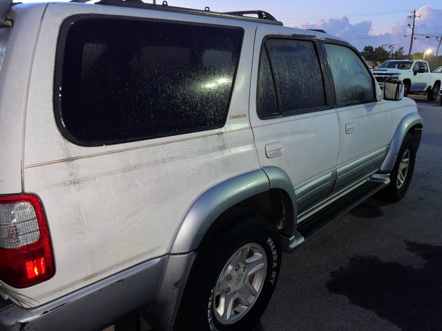 used 2000 Toyota 4Runner car