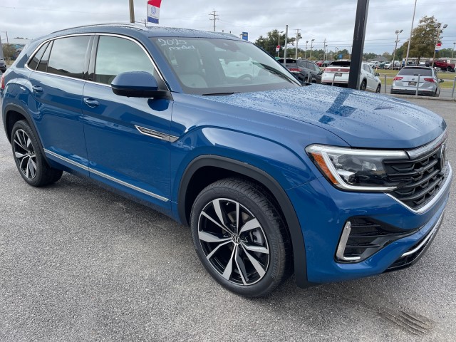 new 2025 Volkswagen Atlas Cross Sport car, priced at $52,119