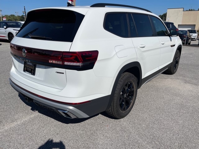 new 2024 Volkswagen Atlas car, priced at $45,599