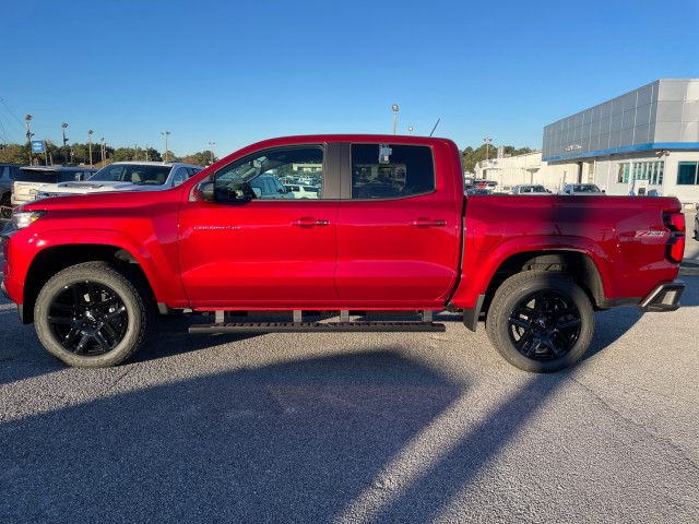 new 2024 Chevrolet Colorado car, priced at $50,545