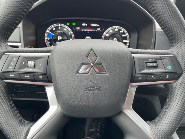 new 2024 Mitsubishi Outlander car, priced at $39,945