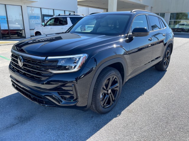 new 2025 Volkswagen Atlas Cross Sport car, priced at $51,776