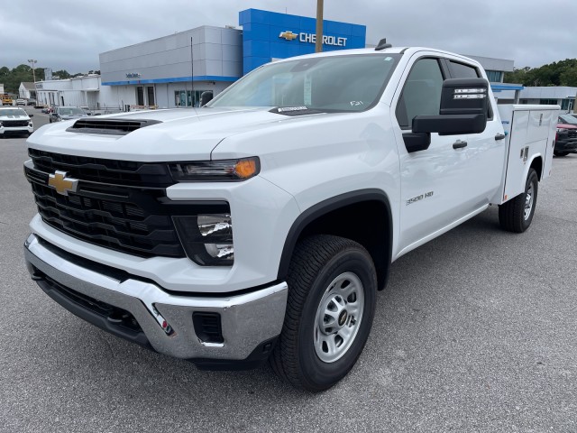 new 2024 Chevrolet Silverado 3500HD car, priced at $65,138