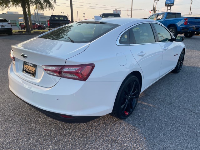 new 2025 Chevrolet Malibu car, priced at $30,490