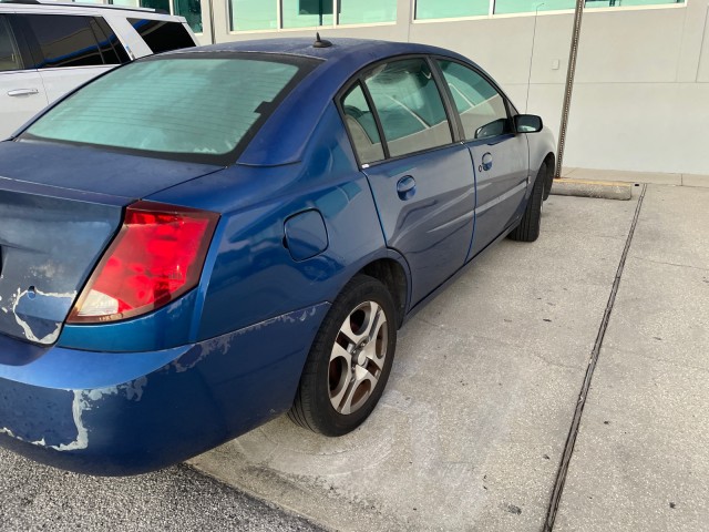 used 2005 Saturn Ion car