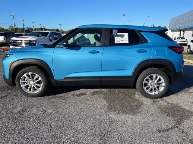 new 2025 Chevrolet TrailBlazer car, priced at $26,075