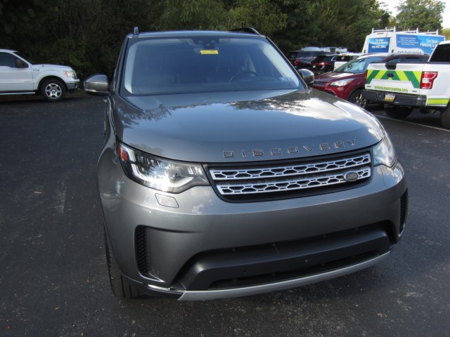 used 2017 Land Rover Discovery car, priced at $17,895