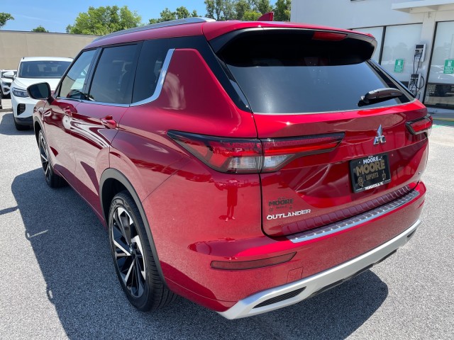 new 2024 Mitsubishi Outlander car, priced at $38,070