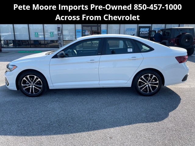 used 2024 Volkswagen Jetta car, priced at $24,995