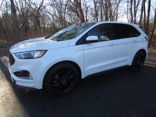 used 2022 Ford Edge car, priced at $29,998