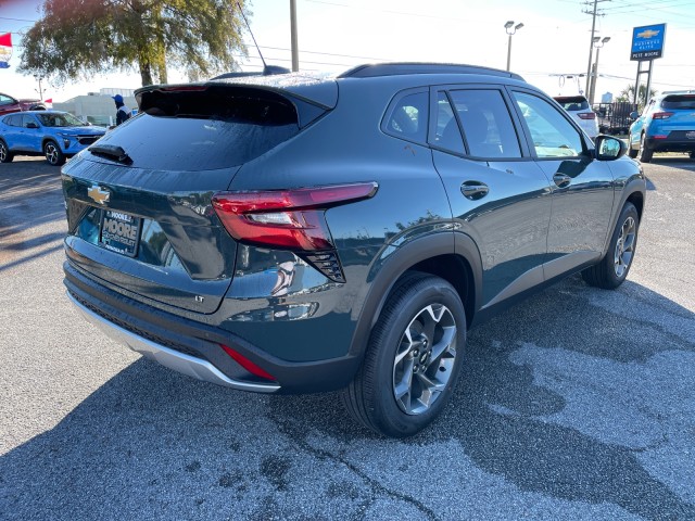 new 2025 Chevrolet Trax car, priced at $24,985