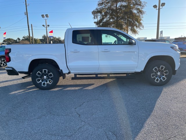 new 2024 Chevrolet Colorado car, priced at $42,470