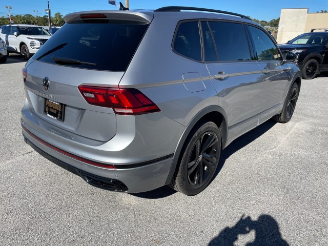 new 2024 Volkswagen Tiguan car, priced at $33,899