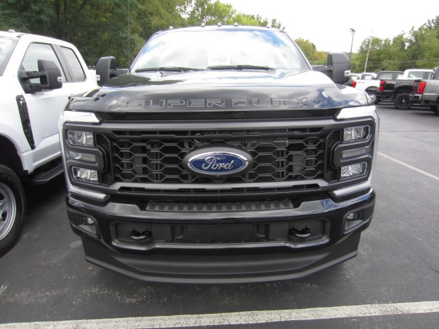 new 2024 Ford F-250 car, priced at $67,990