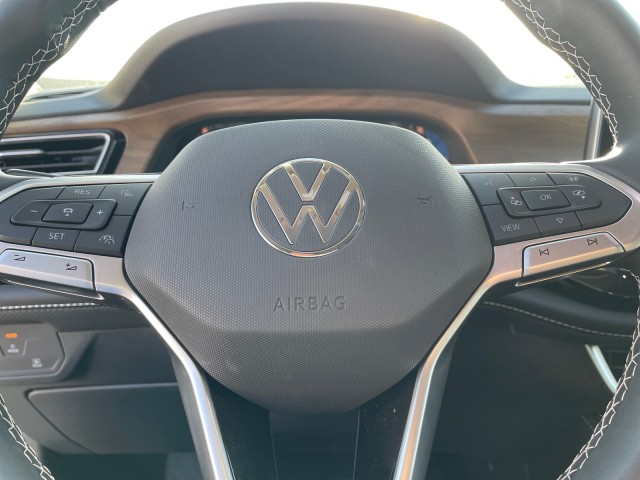 used 2024 Volkswagen Atlas car, priced at $34,995
