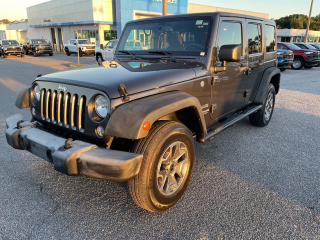 used 2016 Jeep Wrangler Unlimited car, priced at $24,995