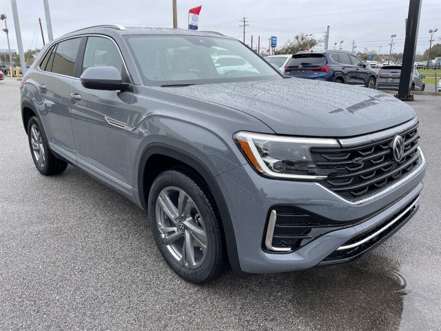 new 2024 Volkswagen Atlas Cross Sport car, priced at $47,399