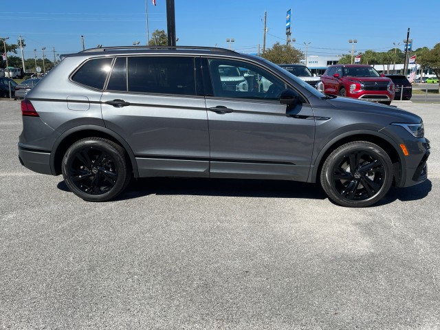 new 2024 Volkswagen Tiguan car, priced at $36,866