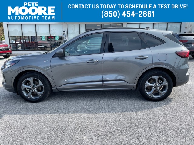 used 2023 Ford Escape car, priced at $22,995