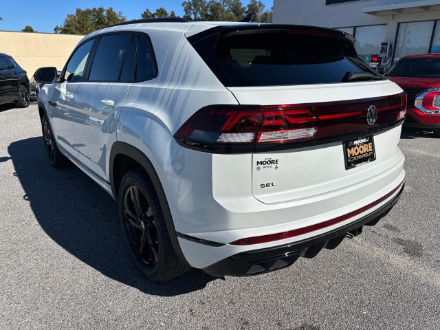 new 2025 Volkswagen Atlas Cross Sport car, priced at $52,061