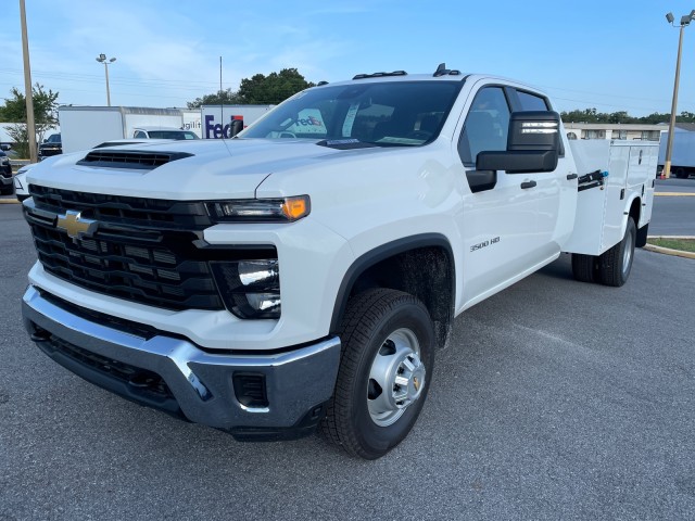 new 2024 Chevrolet Silverado 3500HD CC car, priced at $64,793