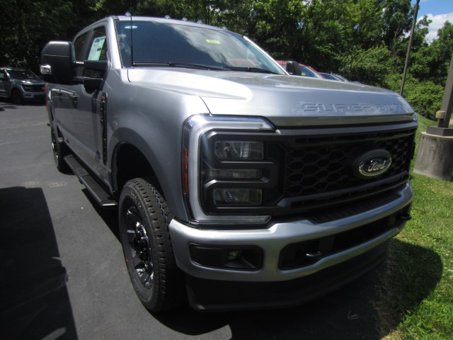 new 2024 Ford F-250 car, priced at $59,951